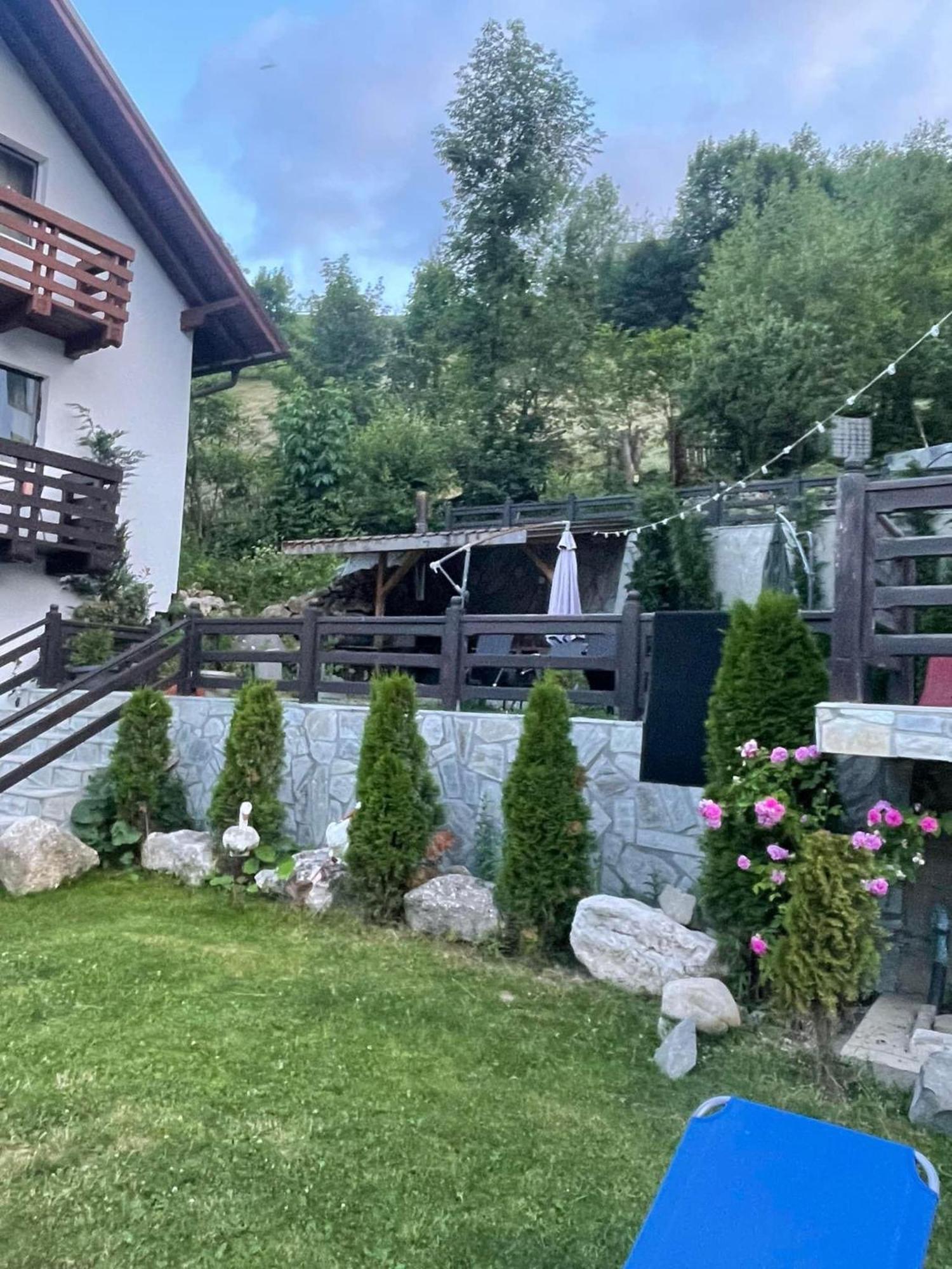 Отель Casa Maria Moieciu C Моечиу-де-Сус Экстерьер фото